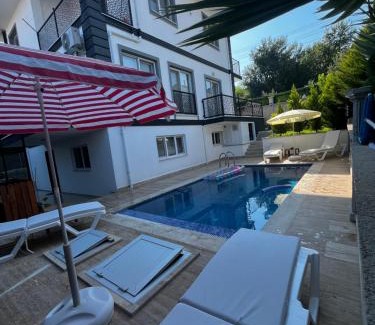 Duger Apartment | Villa Aksu , Tam Donanımlı Havuzlu Tatil Evi Tesisimiz Muhafazakar Ailelere Yönelliktir
