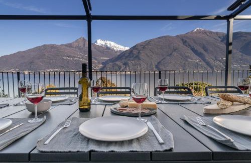 Santa Maria - Rezzonico House | Villa al Castello - Pool - direkte Seefront - 12 Gäste - 4SZ - 4 Bäder