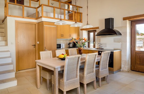 Makhairoi Villa | Villa Aladanos-stone villa/private heated jacuzzi and pool with amazing views