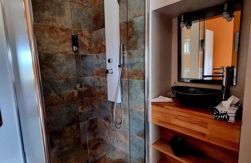 Bessan Bed & Breakfast | Villa Alyzea