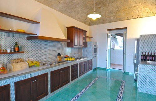 Atrani Villa | VILLA AMALFI - Twelve Bedroom Villa, Sleeps 24
