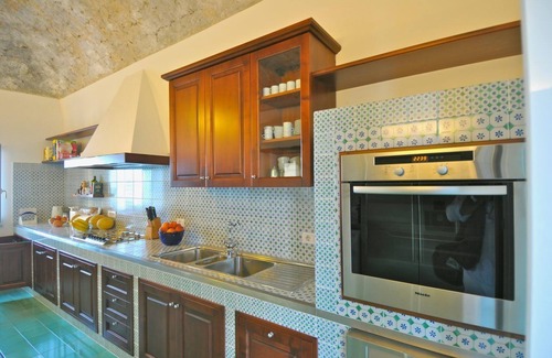 Atrani Villa | VILLA AMALFI - Twelve Bedroom Villa, Sleeps 24