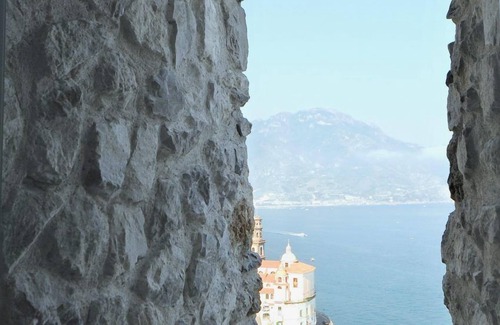Atrani Villa | VILLA AMALFI - Twelve Bedroom Villa, Sleeps 24