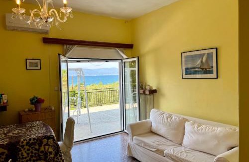 Molos-Agios Konstantinos Villa | Villa Amatheia, Beachfront