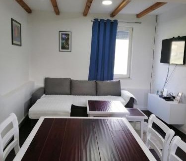 Ohrid Villa | Villa Apartments B&D