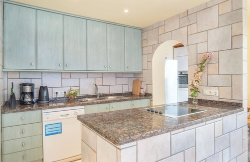 San Pedro de Alcantara Villa | Villa at Beach in Secluded Surroundings