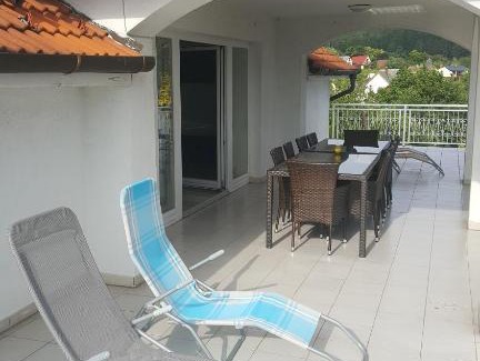 Vonyarcvashegy Apartment | Villa Attila