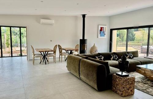 Solesmes Villa | Villa avec jaccuzi à solesmes