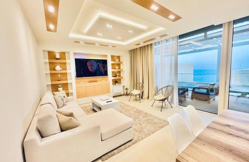 Jala Villa | Villa Azure