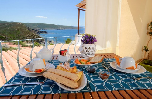 Torre dei Corsari Hotel | Villa Belfiori