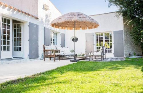 Marsilly Villa | VILLA BELLA AVEC SA MAGNIFIQUE PISCINE
