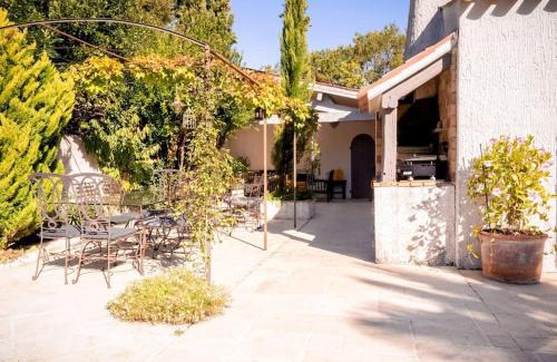 Marsilly Villa | VILLA BELLA AVEC SA MAGNIFIQUE PISCINE