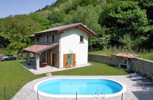 Colico Villa | Villa Betulla con piscina privata sul lago di Como