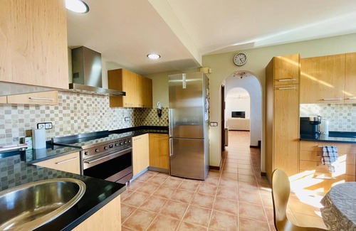 Calonge Villa | Villa Bitta by Costabravaway