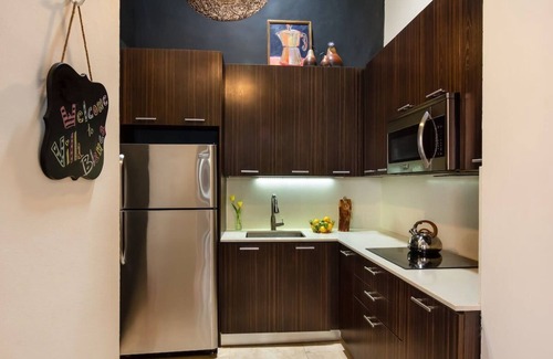 Mercado Apartment | Villa Blanca | Stylish Colonial in Best Location