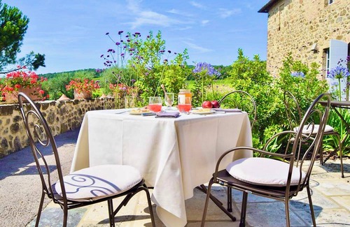 Montalcino Villa | VILLA BRUNELLO - Twelve Bedroom Villa, Sleeps 24