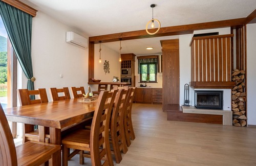 Brusane Villa | Villa Brusiana with heated pool
