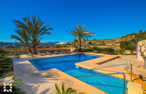 La Sabatera Villa | Villa CASA CANSALA by Abahana Villas