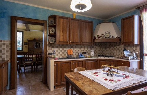 Pineto Villa | Villa Cavalieri in Vedriano with a panoramic view of the Reggio Emilia hills