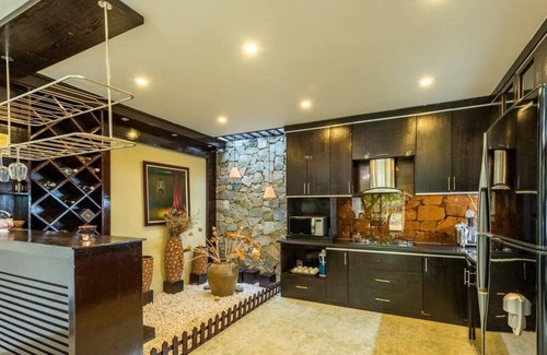Ngoc Quang Hotel | Villa CBT Flamingo Dai Lai