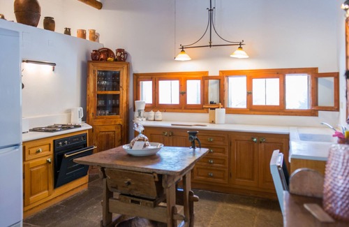 Chrisopigi Villa | Villa Celestina, a secluded villa with Aegean sea view.n