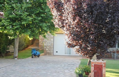 Villar de Olalla Cottage | VILLA-CHALET at 7 Km from Cuenca capital IDEAL GROUPS FRIENDS AND FAMILIES