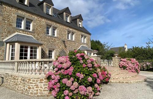 Reville Villa | Villa Champfleury, à 50 m de la plage!
