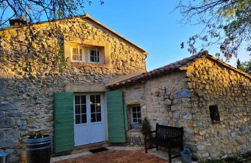 Lussan Villa | Villa charmante à Lussan avec piscine privée et jardin closa