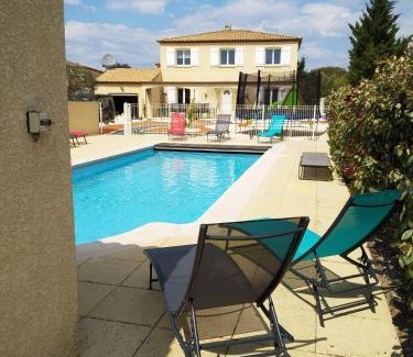 Canet Villa | villa classée 4 étoiles avec piscine et boulodrome