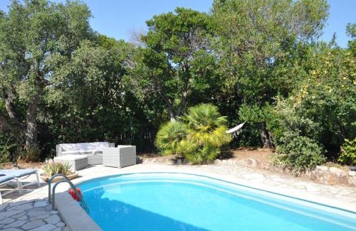Les Issambres Villa | Villa climatisée, vue mer et colline avec piscine