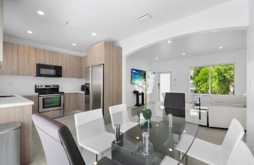 West Little Havana House | Villa Coco Cozy Home Near Brickell Miami Beach