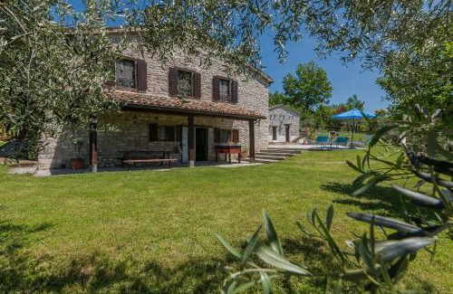 Acqualagna Villa | Villa Colombaia