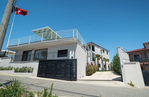 Durres Villa | Villa Cosmo
