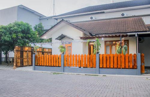 Depok Villa | Villa D'Maguwo Suites