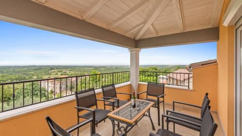Materada House | Villa Damian