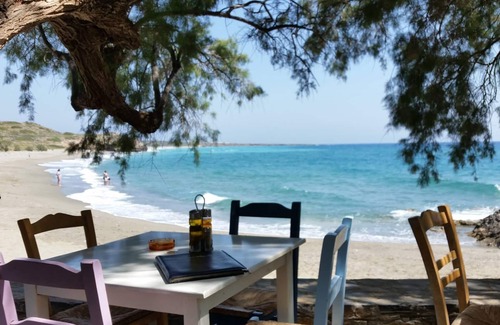 Makry Gialos Villa | "Villa Danae" - Luxury Private Villa - Heated Pool, Sea Views, BBQ - sleeps 11
