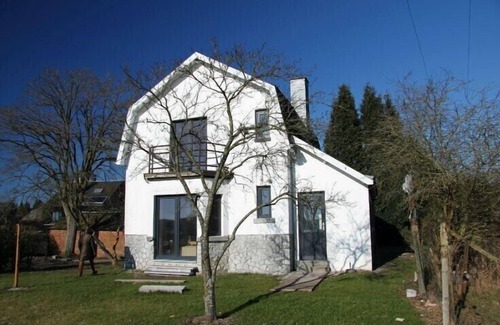 Villers-sur-Lesse House | Villa dans grand jardin avec vue sur les bois du Domaine de Ciergnon