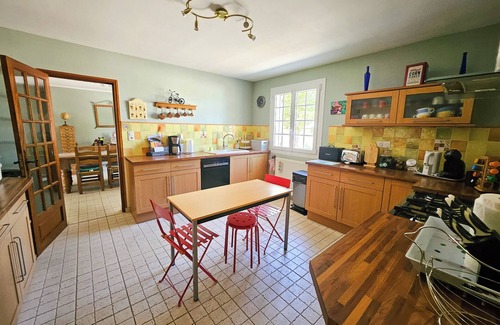 Julienne House | Villa de Charme Avec Piscine - Idéale Pour des Vacances en Famille ou Entre Amis