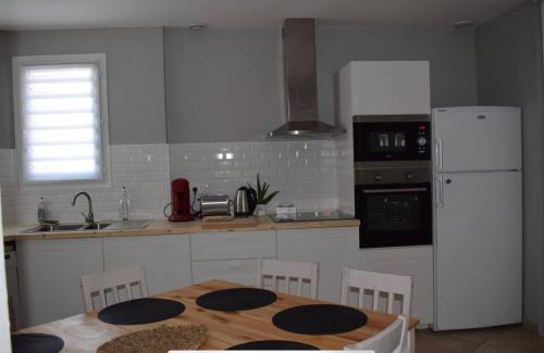 Lablachere Villa | Villa de charme avec piscine couverte et 2500m2 de terrain
