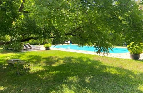 Valbonne Bed & Breakfast | Villa de Miha