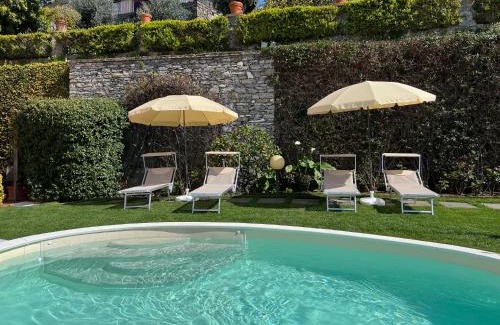 Recco Villa | "Villa degli Ulivi" 19th century Villa with private pool and sea view