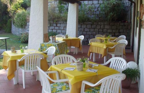 Sant' Andrea Bed & Breakfast | Villa dei Limoni
