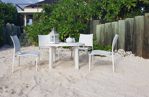 Temae House | Villa Des Riac oceanfront oceanfront cottage