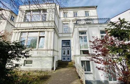 Warnemuende Apartment | Villa Diana, pearl, close to the beach