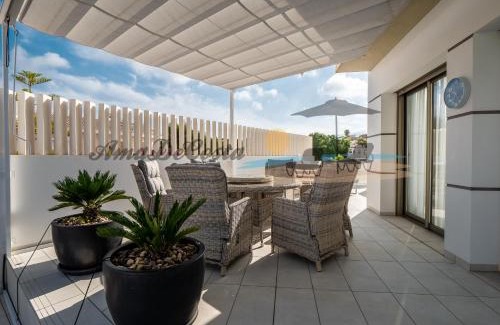 Quesada Villa | Villa Dominica