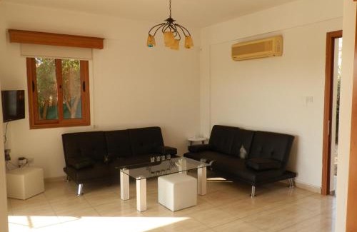 Chlorakas Villa | Villa Elina