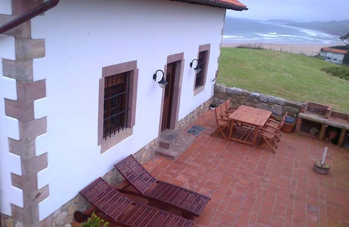 San Vicente de la Barquera Villa | VILLA IN OYAMBRE BEACH