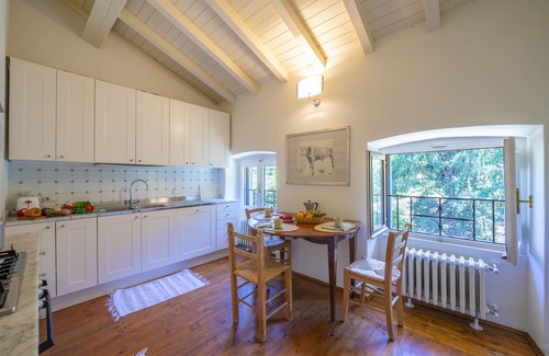 Colognola ai Colli Apartment | Villa Faccioli Deodara with shared pool, Colognola ai Colli, Italy
