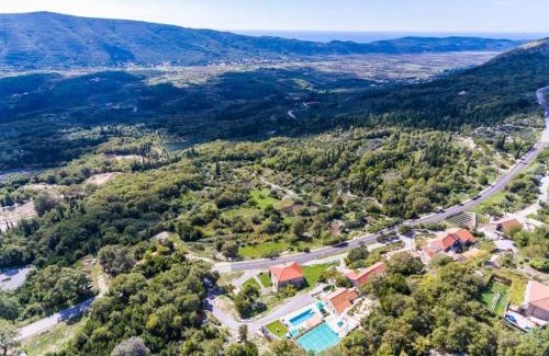 Dunave Krajnje Villa | Villa Falcon Rook