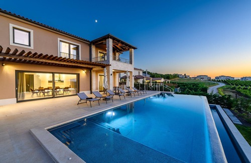 Vranje Selo Villa | Villa Faloniga with pool in Vizinada, Istria